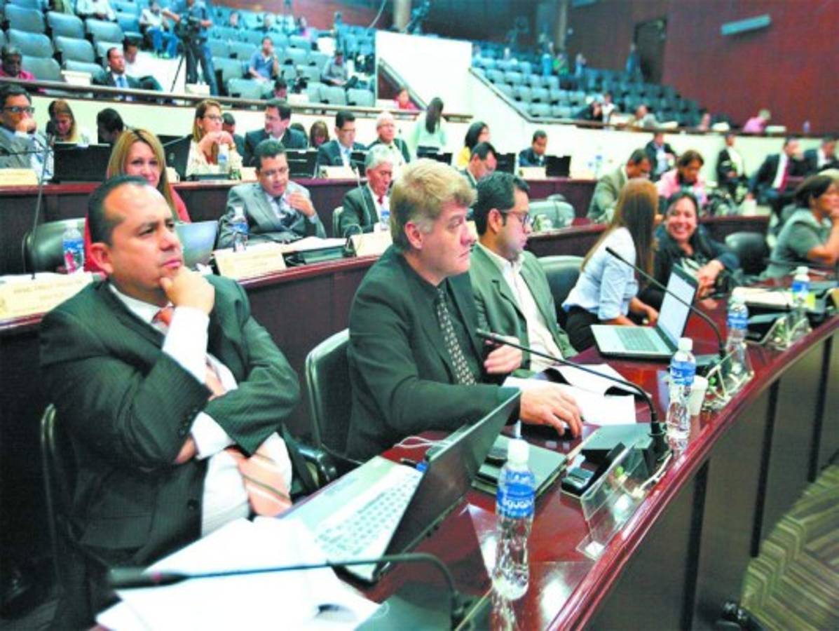 Honduras: Proyecto de Ley contra Lavado viola el secreto profesional