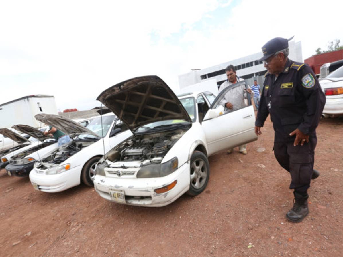 DNT decomisa 2,730 licencias a infractores