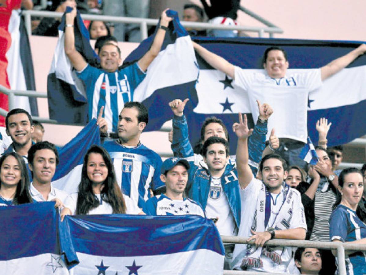 La afición siempre fiel a la Selección de Honduras
