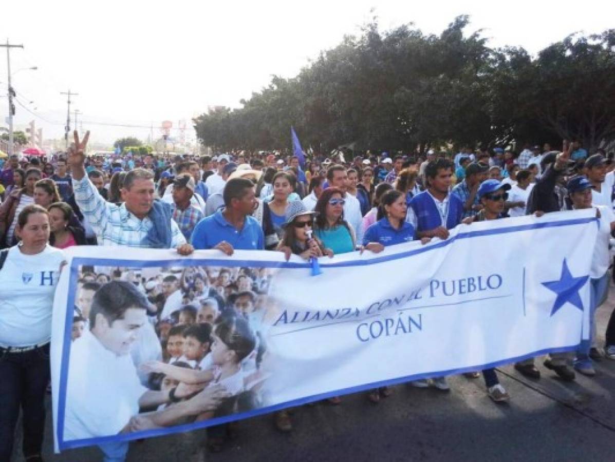 Hondureños marchan en apoyo a JOH