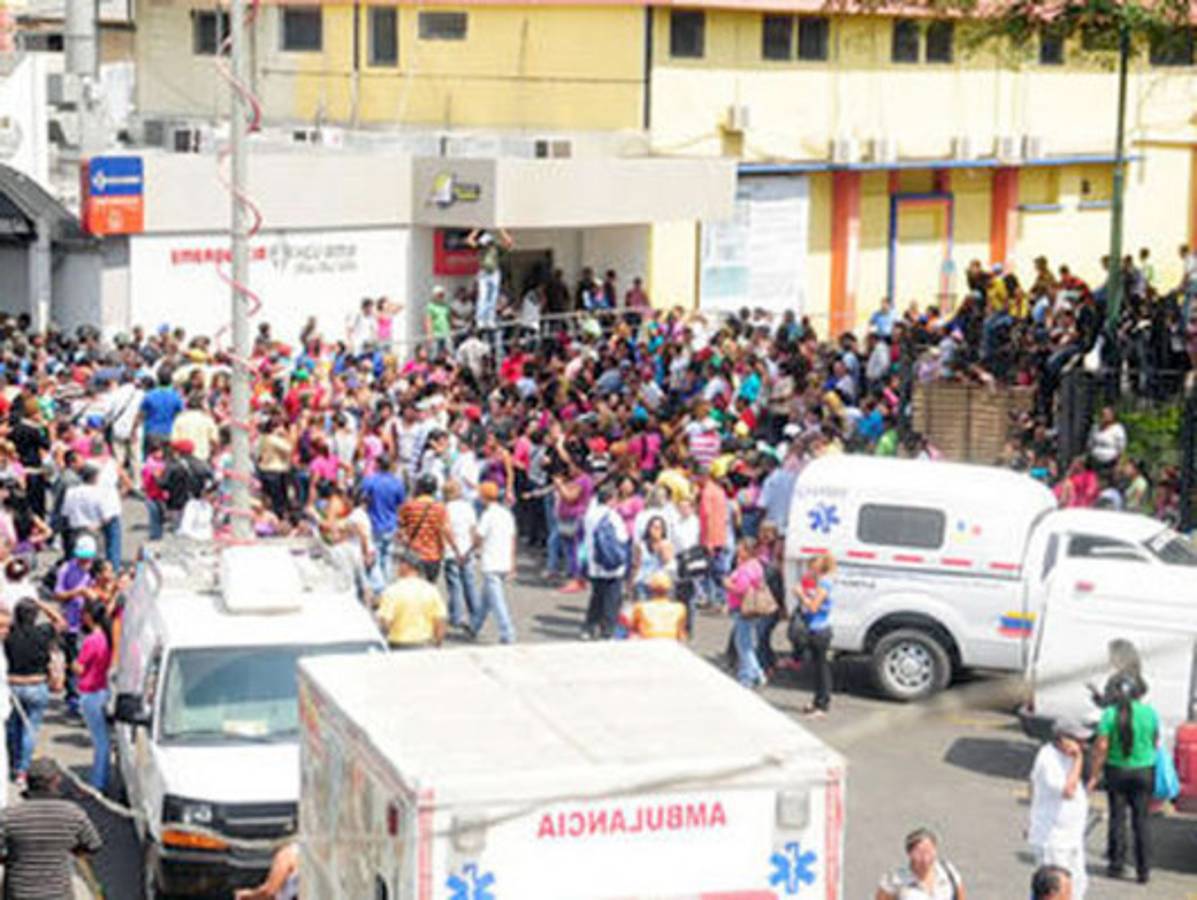 Reportan decenas de muertos en motín en cárcel venezolana