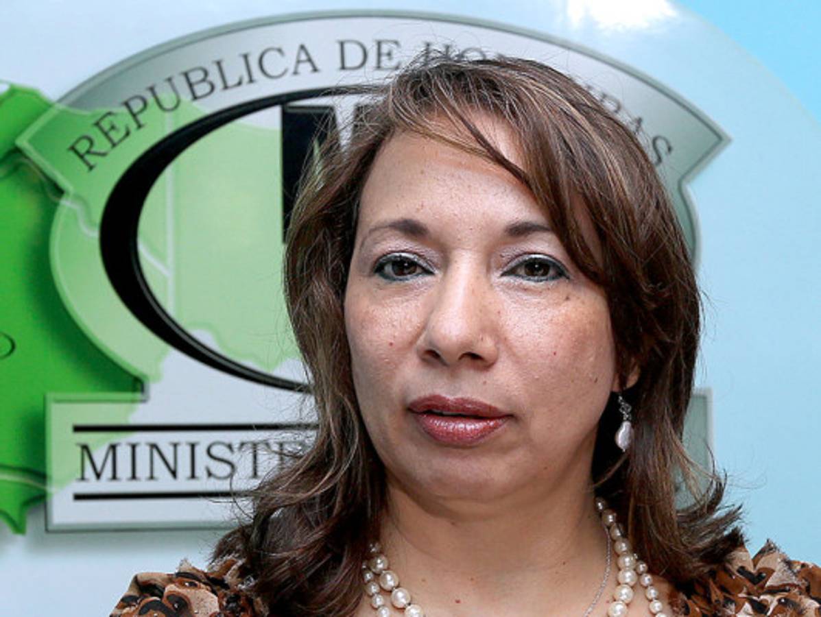 Piden cárcel para maestros acosadores