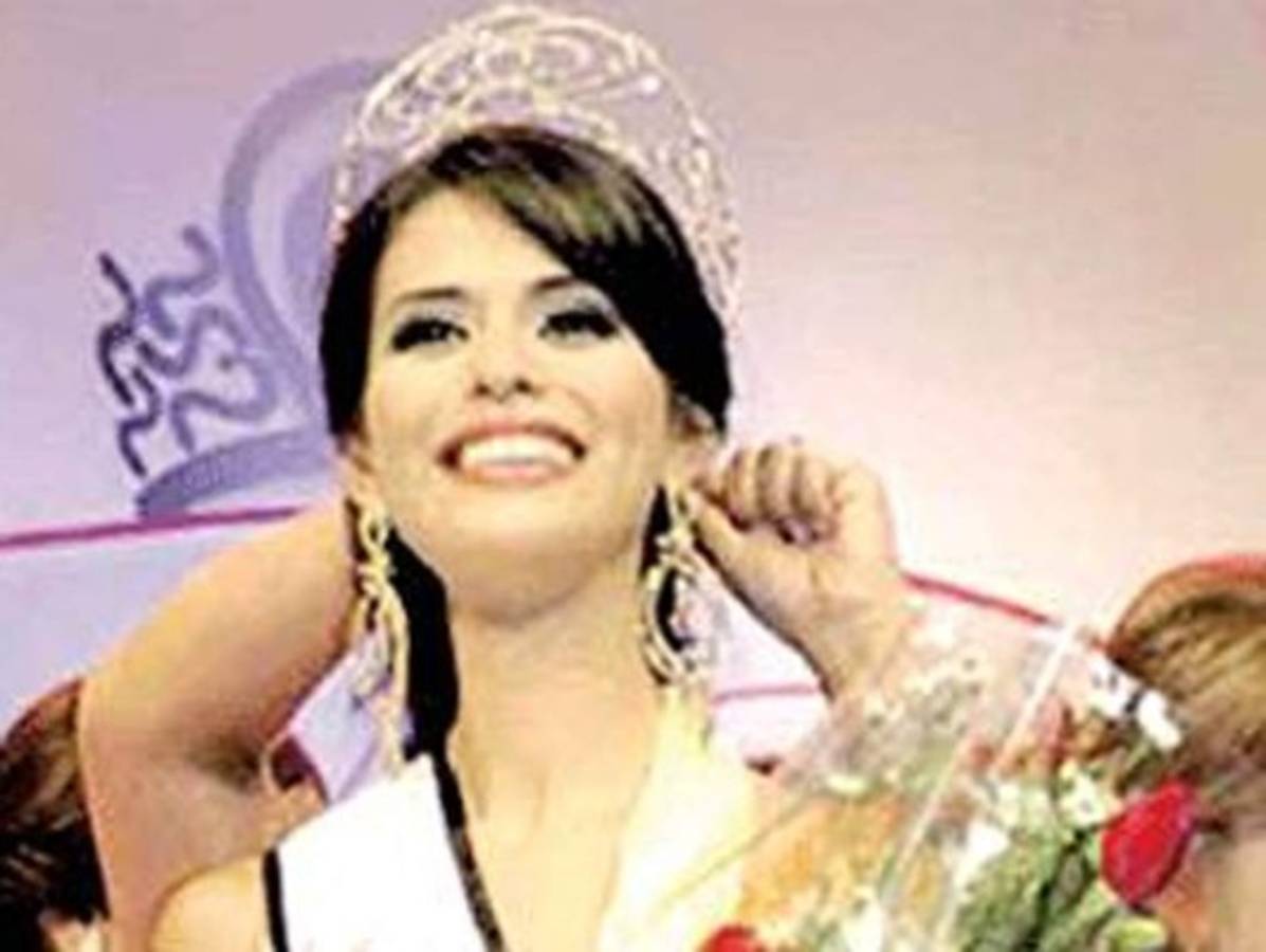 ¿Por qué buscan a la esposa del 'Chapo' Guzmán?