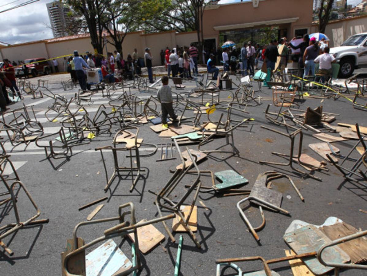 Maestros culpan al gobierno por falsas escuelas