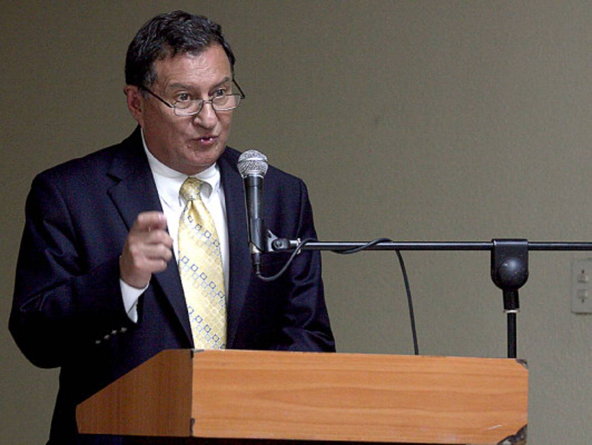 Cerca de 100 agentes y oficiales a disponibilidad