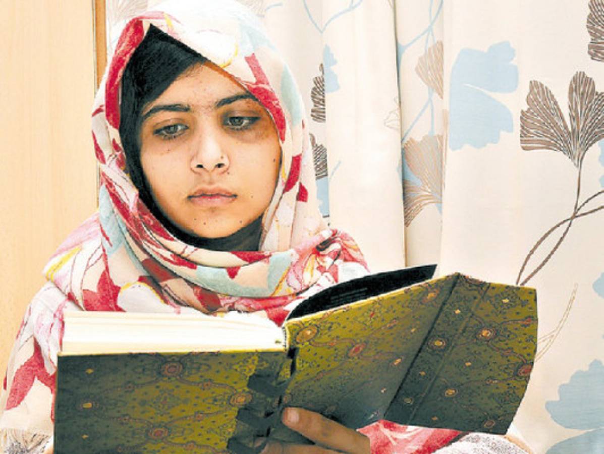 Malala, herida por los talibanes, operada con éxito