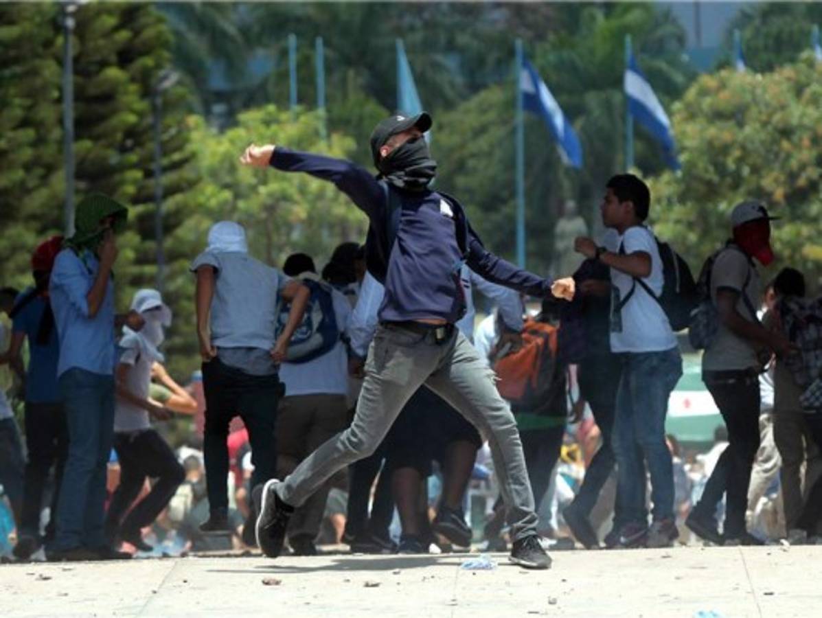 Diputados de Libre 'buscan mártires' con protestas estudiantiles