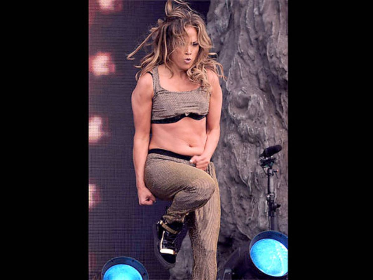 ¿Qué le pasó al cuerpo tonificado de JLo?