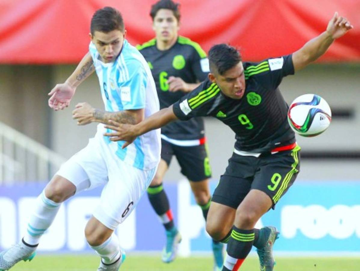 Alemania aplastó a Australia, mientras que México derrotó 2-0 a Argentina