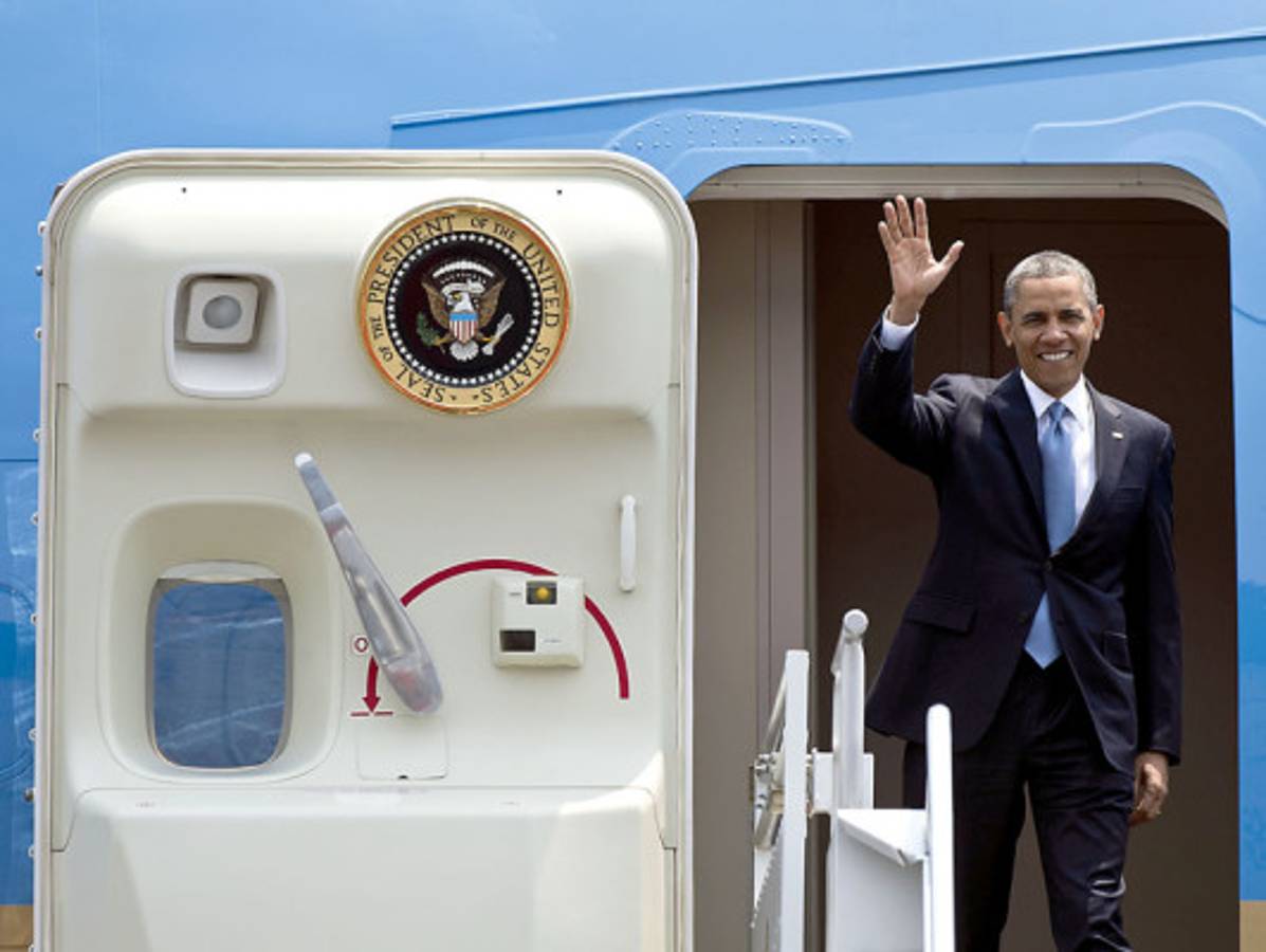 Obama inicia breve visita a México