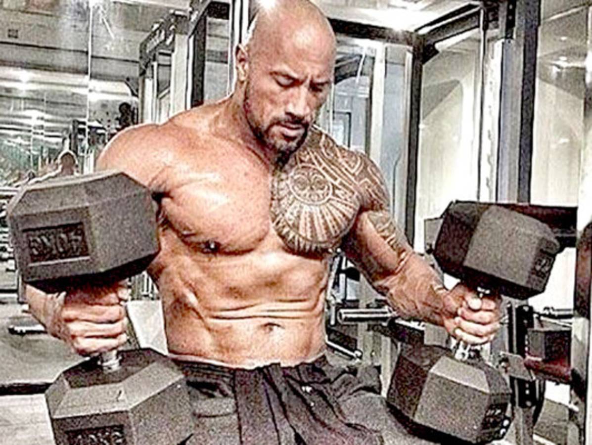 FOTOS: 'La Roca' y sus poderosos músculos para 'Hércules'