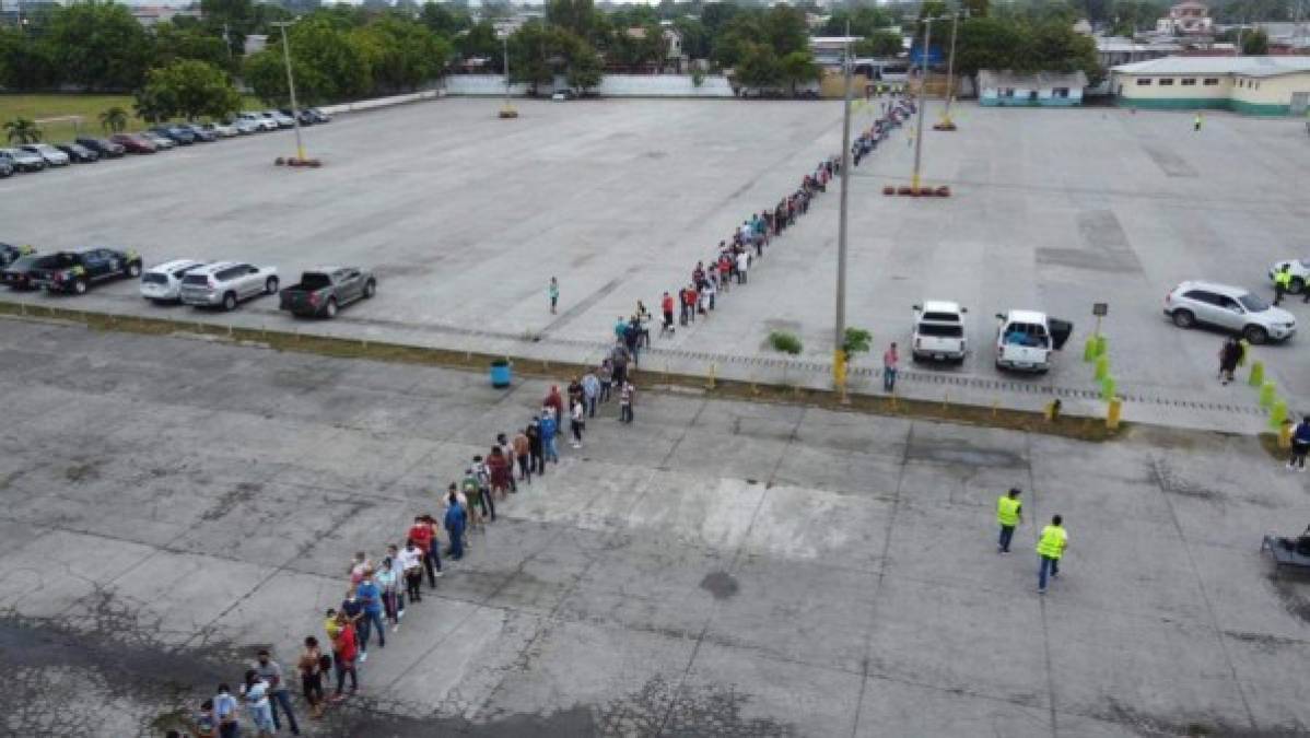 Así se desarrolla la segunda jornada del 'Vacunatón' en siete departamentos de Honduras