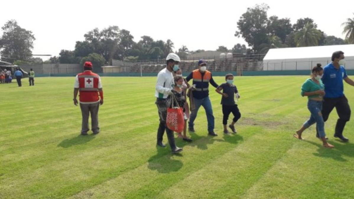 Continúan las evacuaciones obligatorias en la zona norte ante llegada de Iota