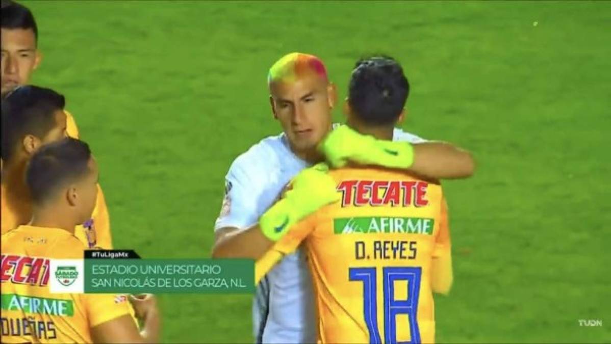 FOTOS: Portero de Tigres sorprende al teñirse el cabello en apoyo a la comunidad LGTBI