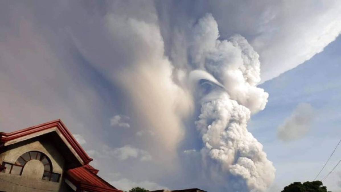 FOTOS: Volcanes, terremotos e inundaciones, los fenómenos que han golpeado al mundo