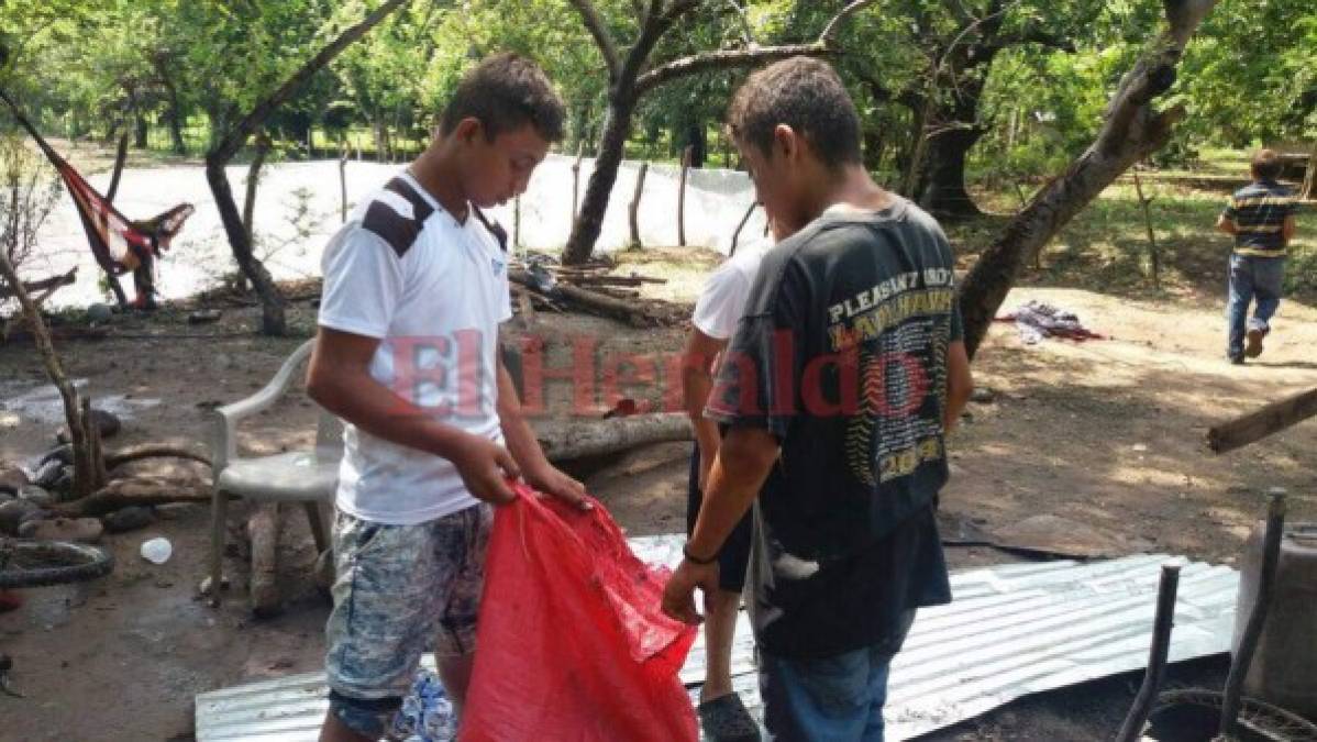 Así fue el último adiós a esposos que murieron soterrados en aldea El Guanacaste, Nacaome