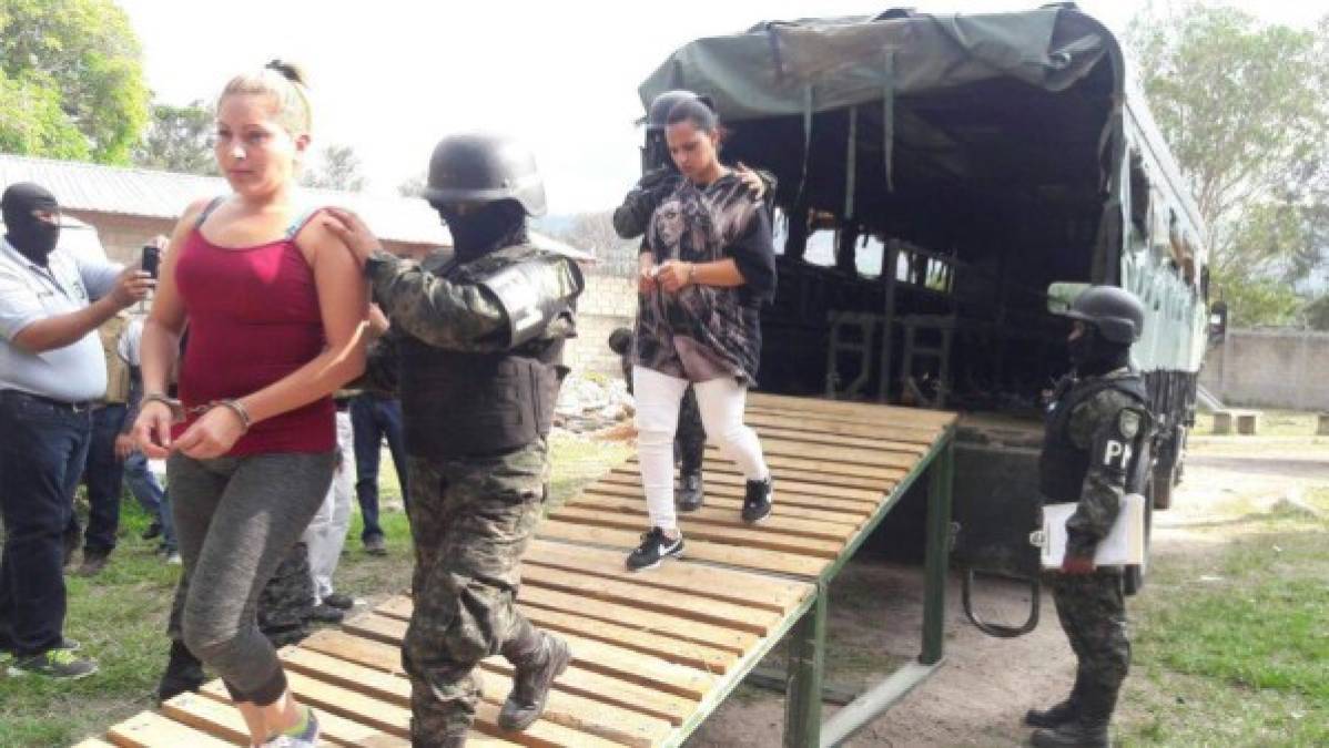 Lo que no se vio durante el traslado de mujeres pandilleras a la cárcel de Támara