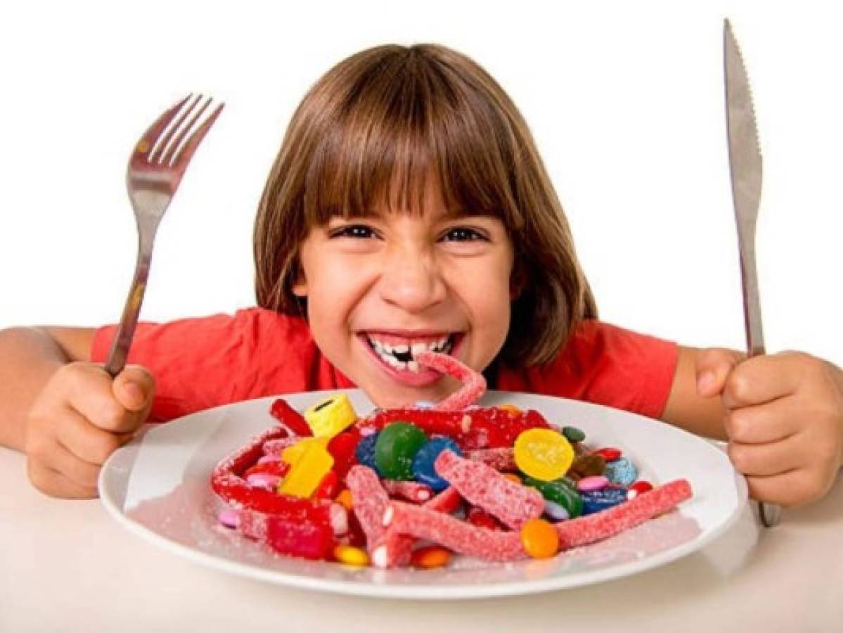 España prohibirá la publicidad de dulces dirigida a niños
