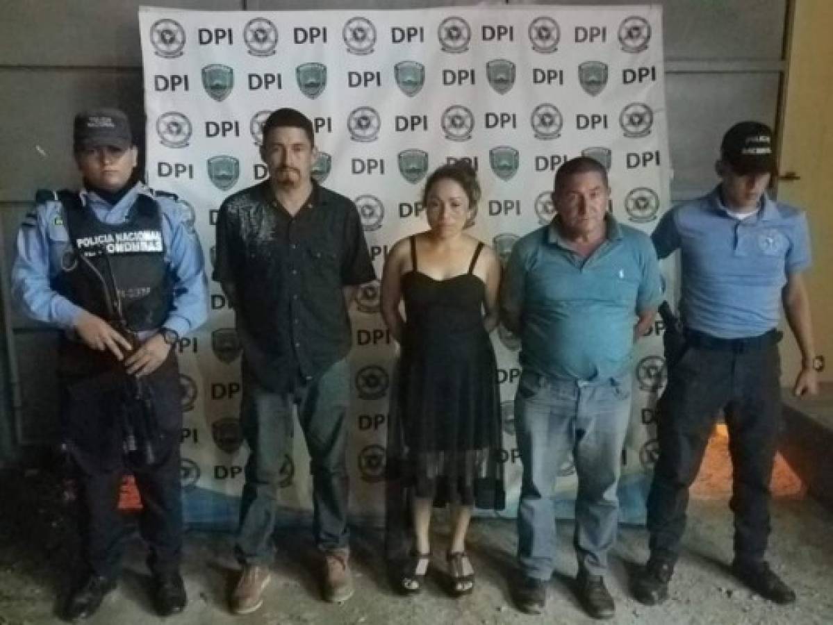 Detienen a dos extranjeros y un hondureño con 50 mil dólares en Choloma, Cortés