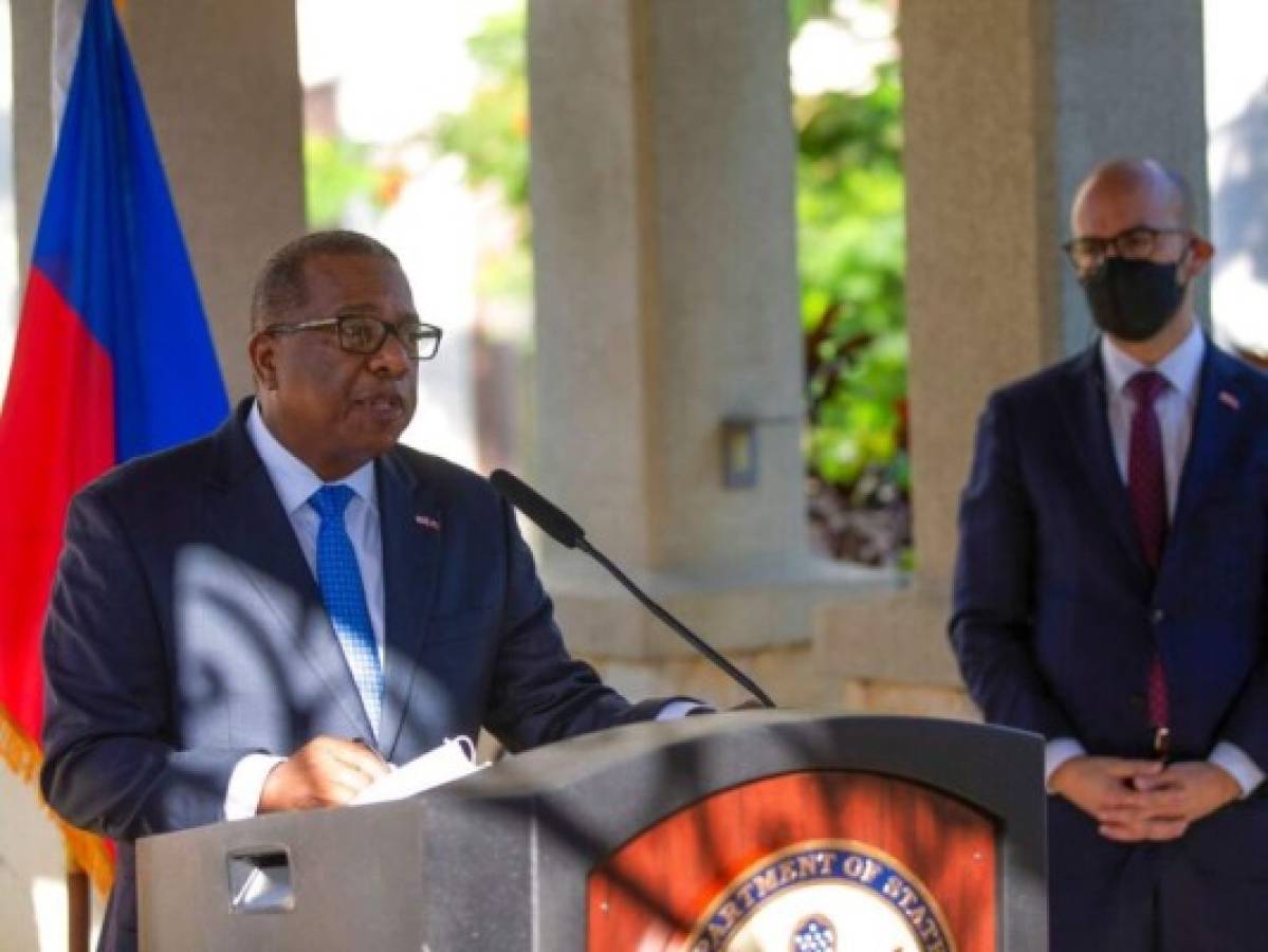 Estados Unidos ofrece disculpas en Haití por el trato dado a migrantes