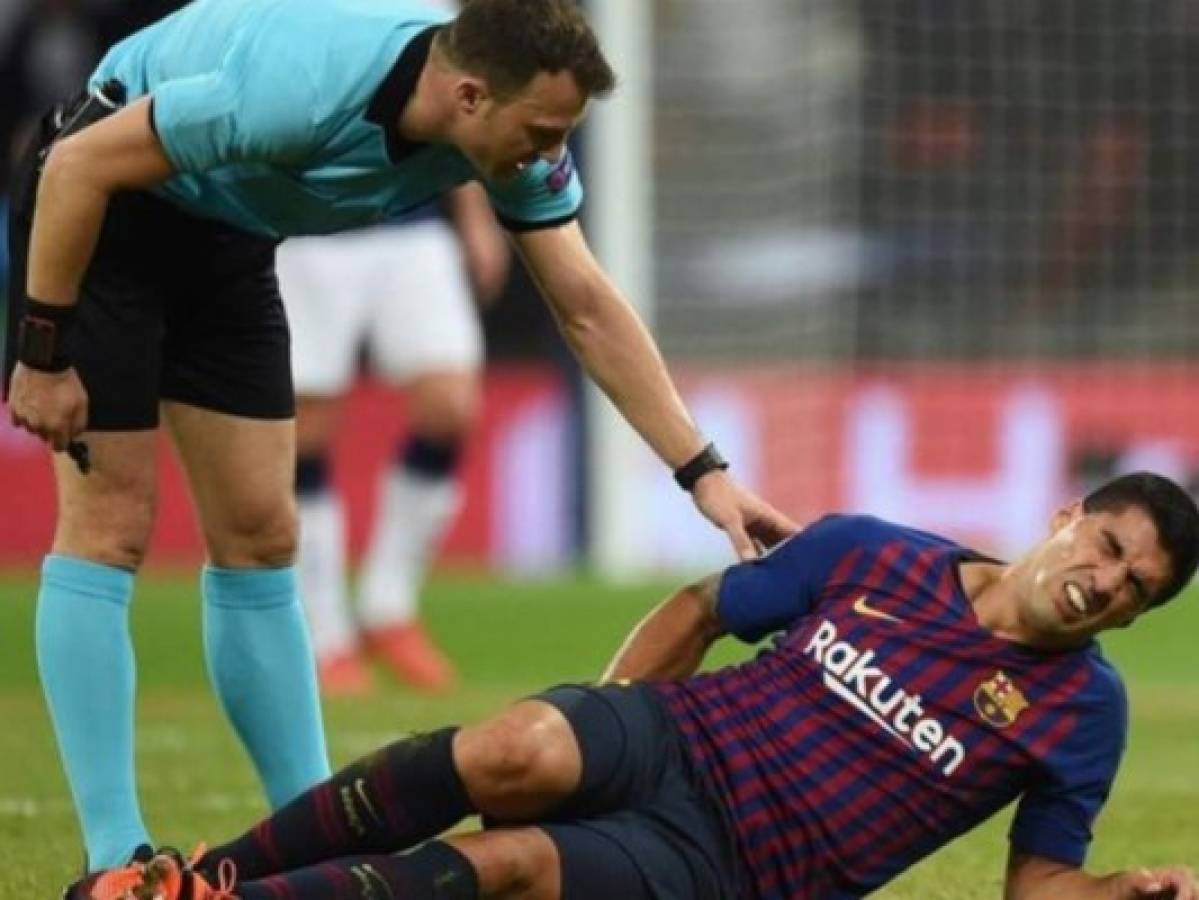 Luis Suárez aprovecha el parón de selecciones para tratar molestias en la rodilla