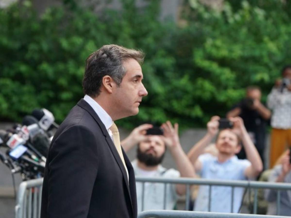 Exabogado de Trump coopera con la investigación de Robert Mueller