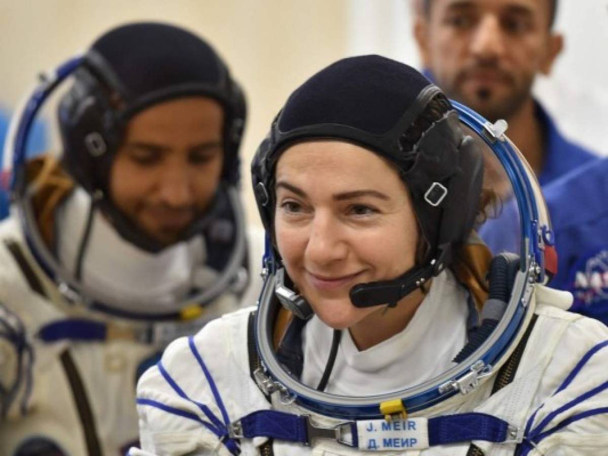 La primera salida espacial 100% femenina será el 17 o 18 de octubre