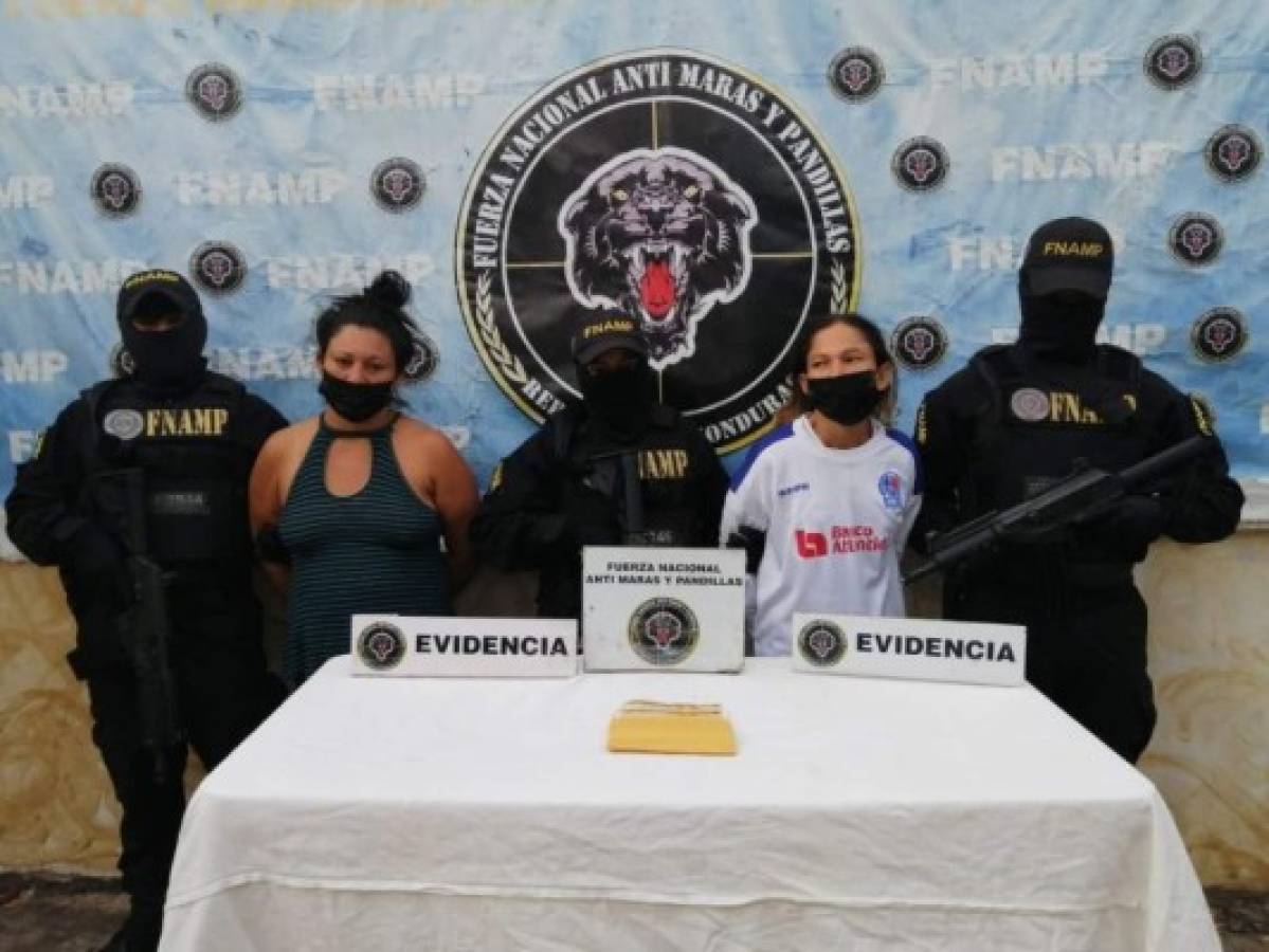Detienen a dos supuestas integrantes de 'Los Jaguillos' en Comayagua