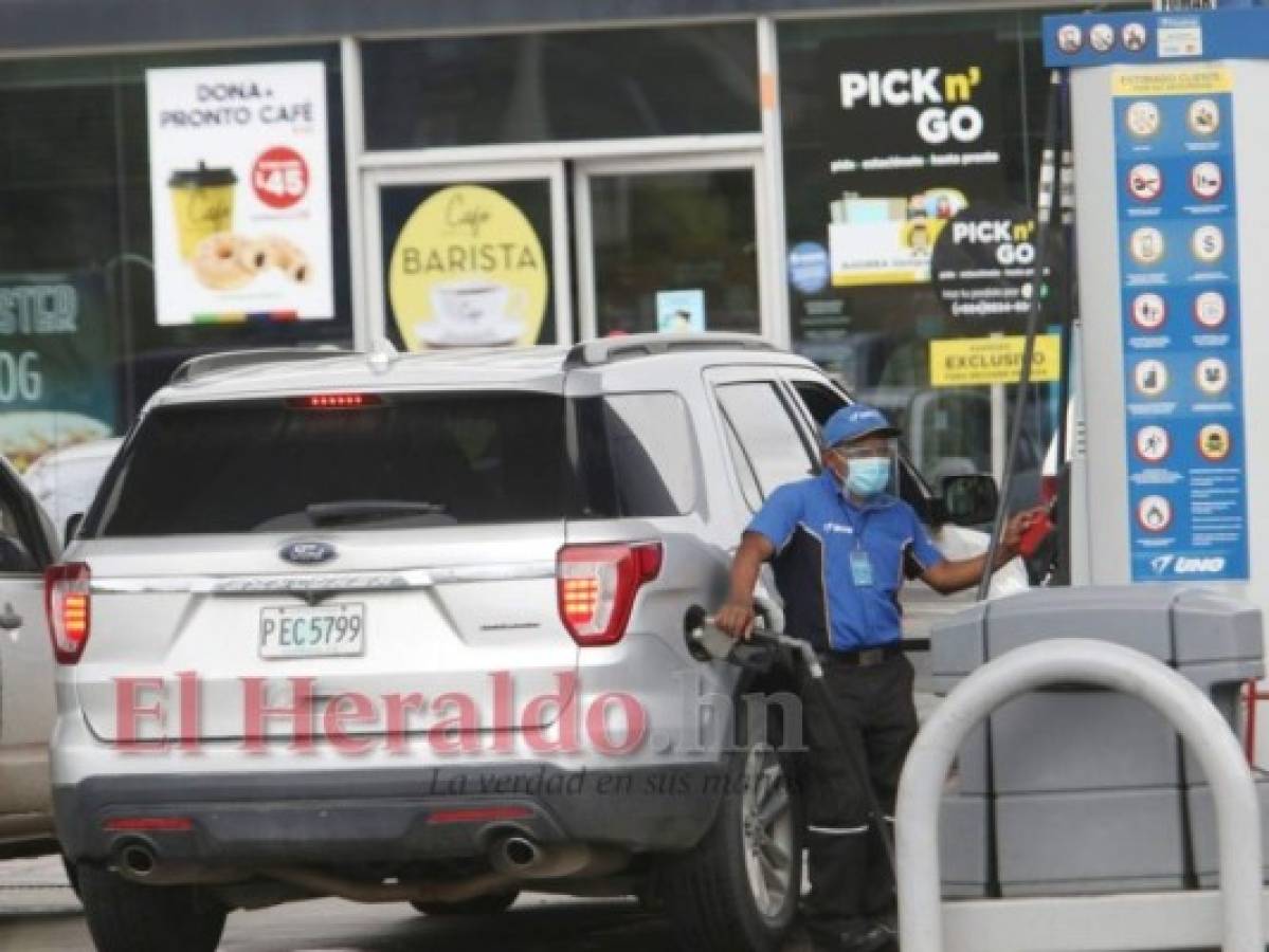 Anuncian leves rebajas en precios de los combustibles a partir de este lunes 14 de septiembre