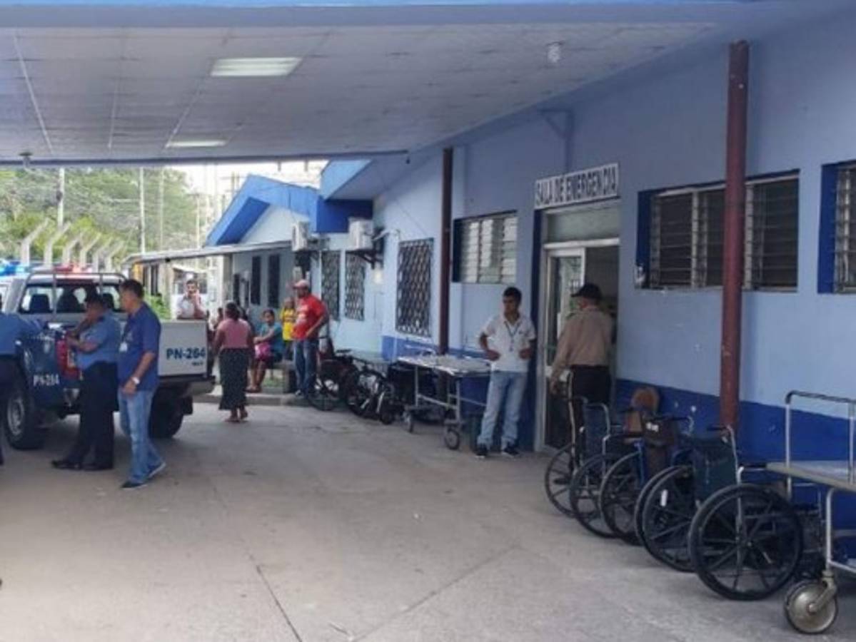 Ayudante de bus gravemente herido tras atentado en Santa Bárbara