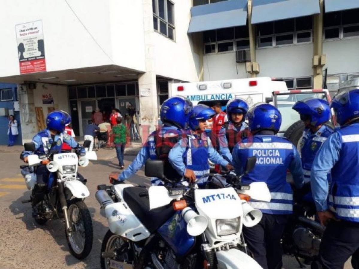 Bomberos que resultaron quemados por incendio en La Montañita fueron llevados a México