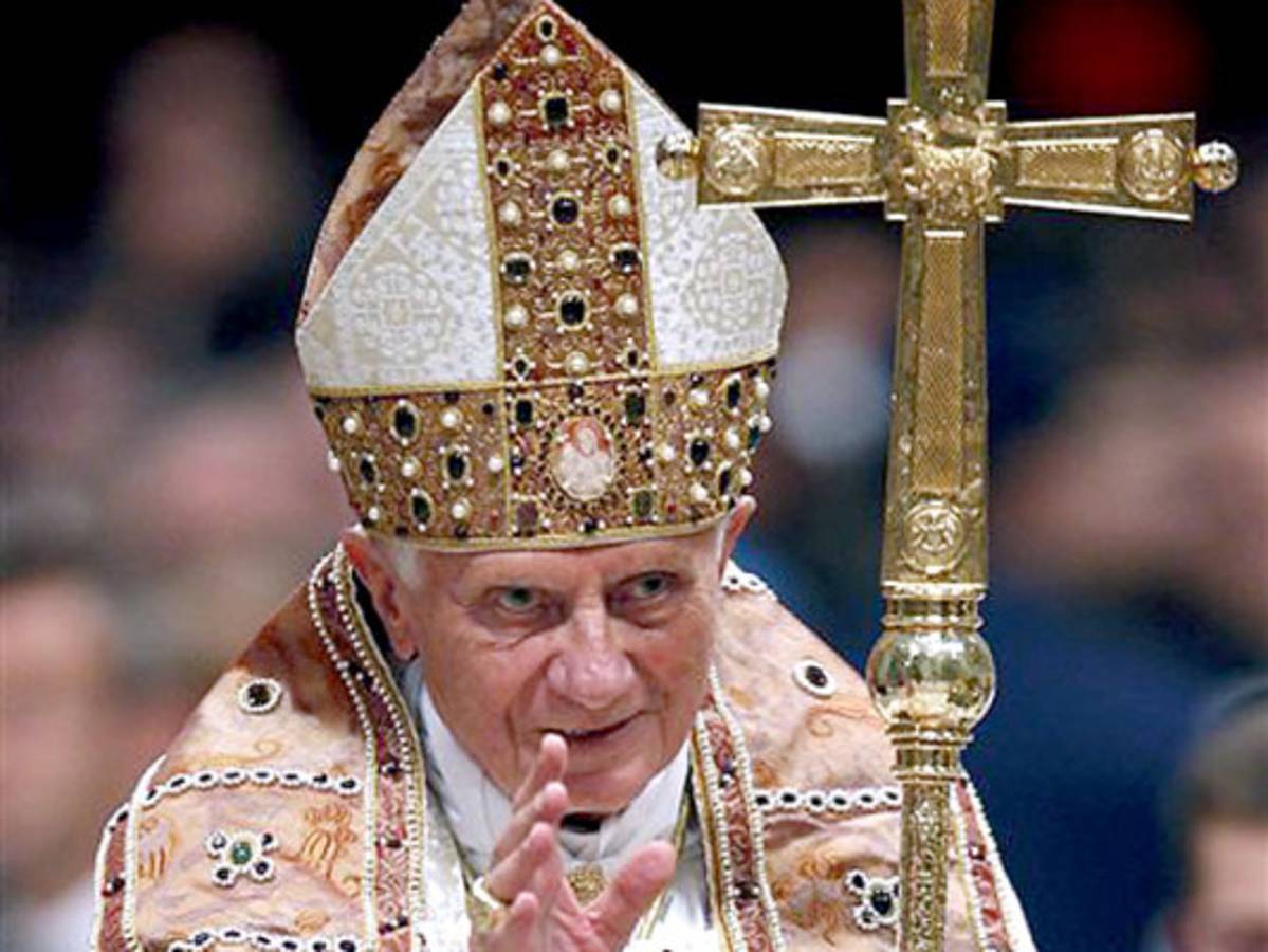 Abusos sexuales son un 'flagelo' de toda la sociedad: Papa