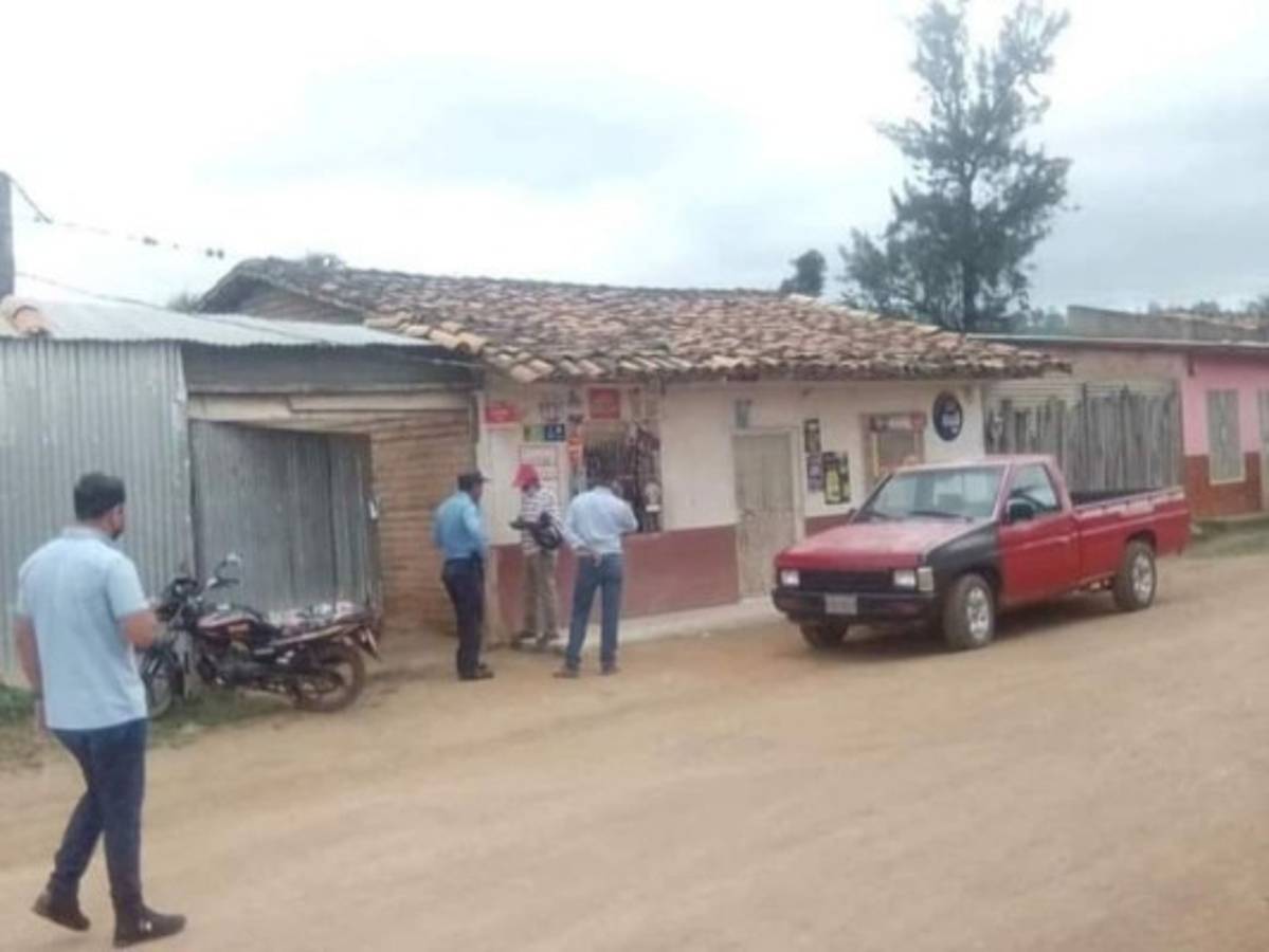 Honduras: Hallan muerta a pareja en una pulpería de Talanga