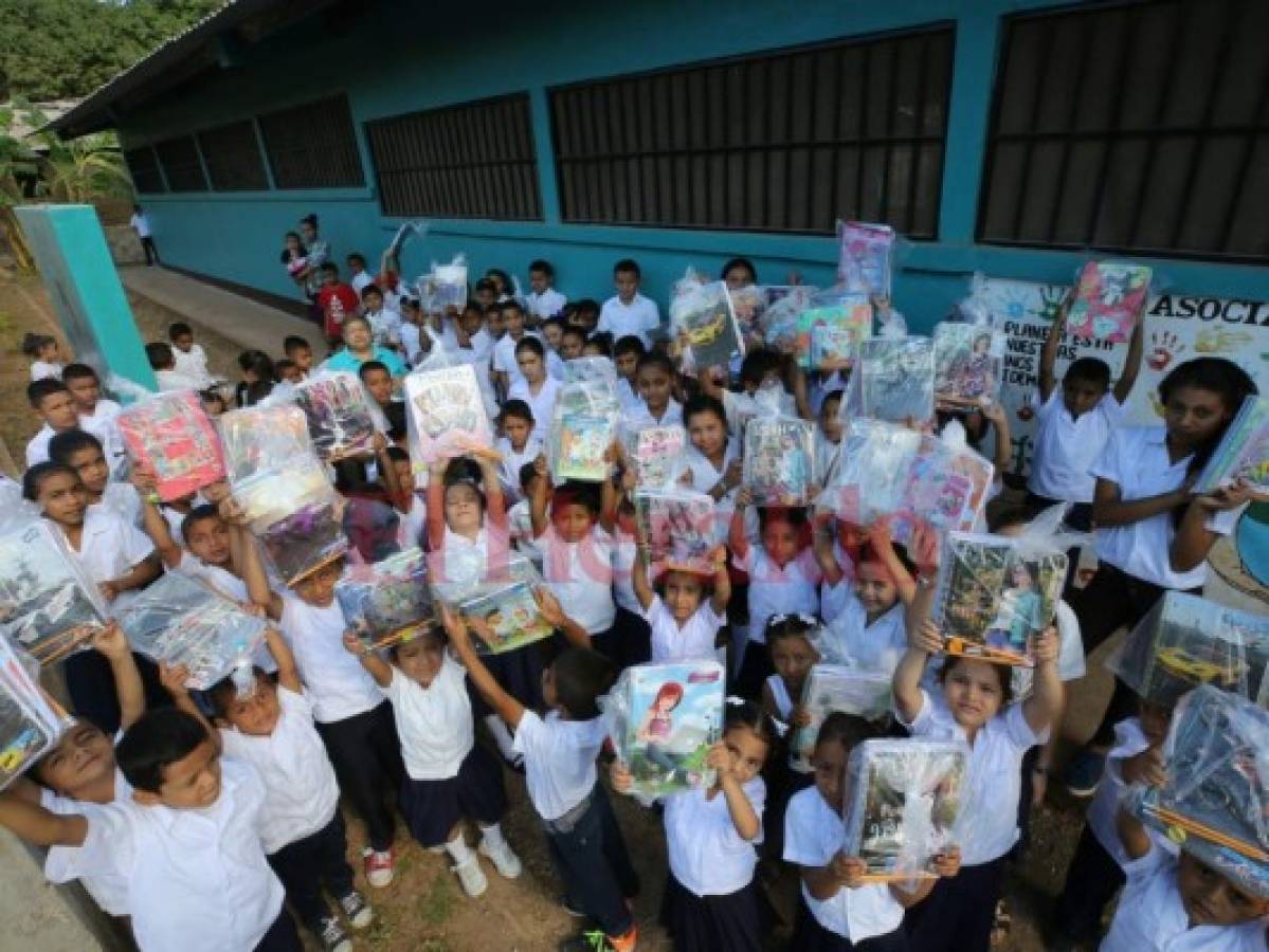 La Maratón del Saber plasma 400 sonrisas en seis caseríos de la zona sur de Honduras