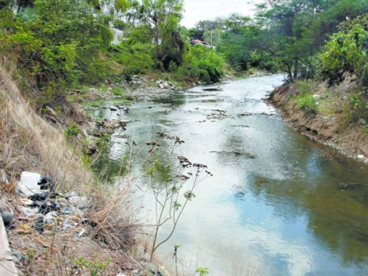 Ríos de Comayagua son ahora botaderos de desechos sólidos