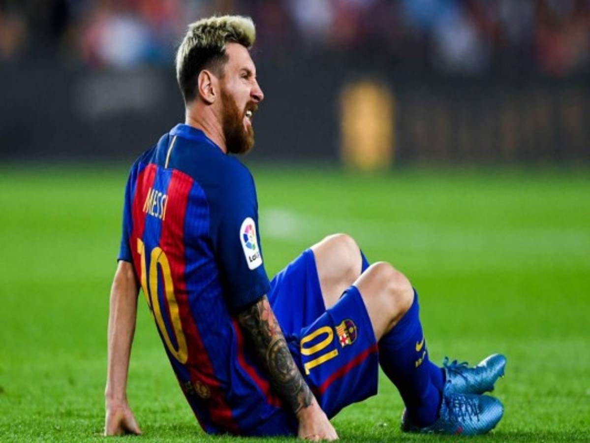 ¡Confirmado! La pulga Messi se lesiona y estará de baja tres semanas
