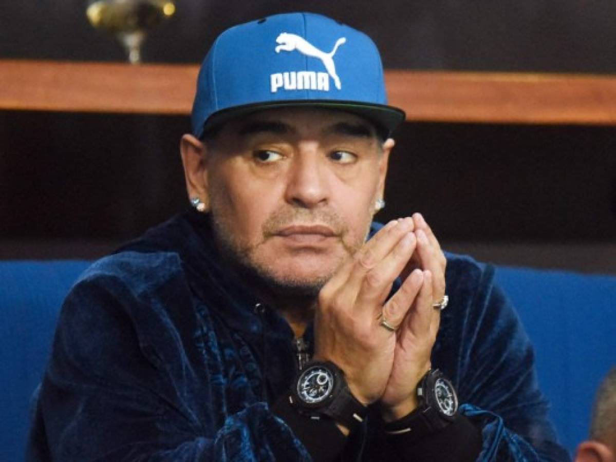 Maradona llora desde la Copa Davis a Fidel Castro, su 'segundo padre'