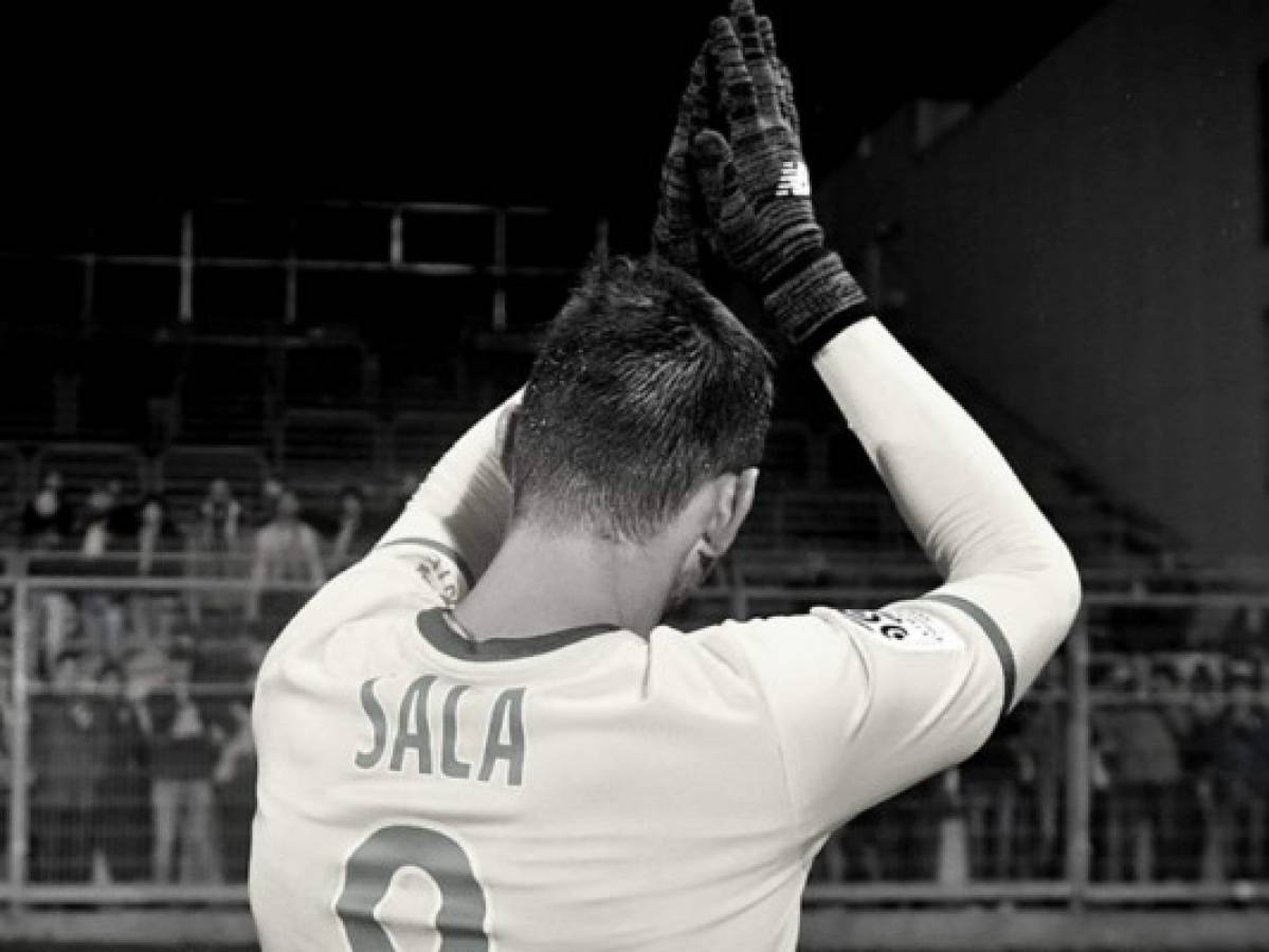 El Nantes retira el número 9 como homenaje a Emiliano Sala