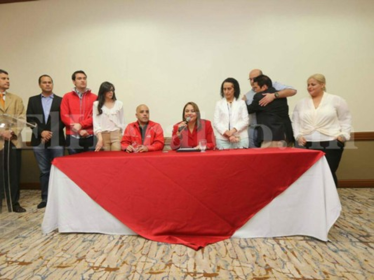 Gabriela Núñez acepta derrota ante Luis Zelaya en las elecciones primarias