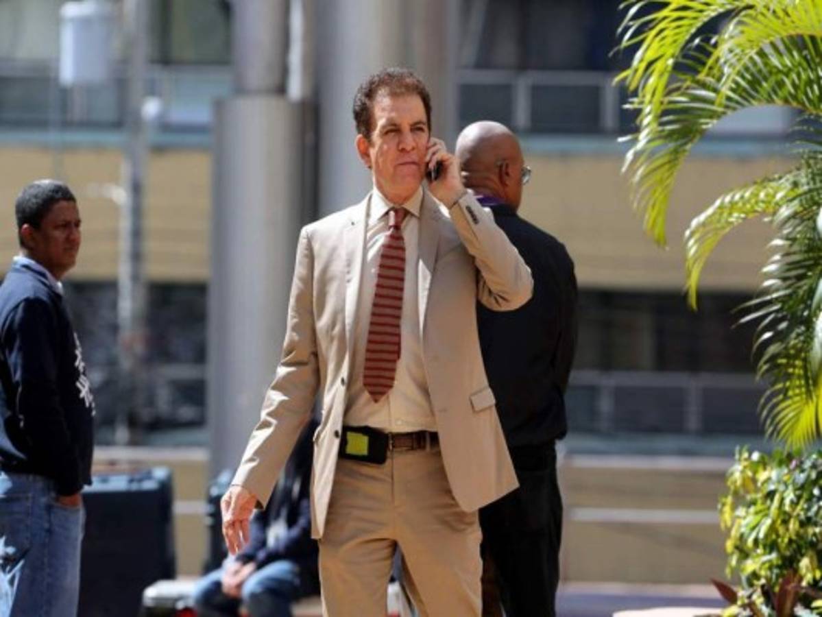 Artículo de Octavio Carvajal: Retazos políticos