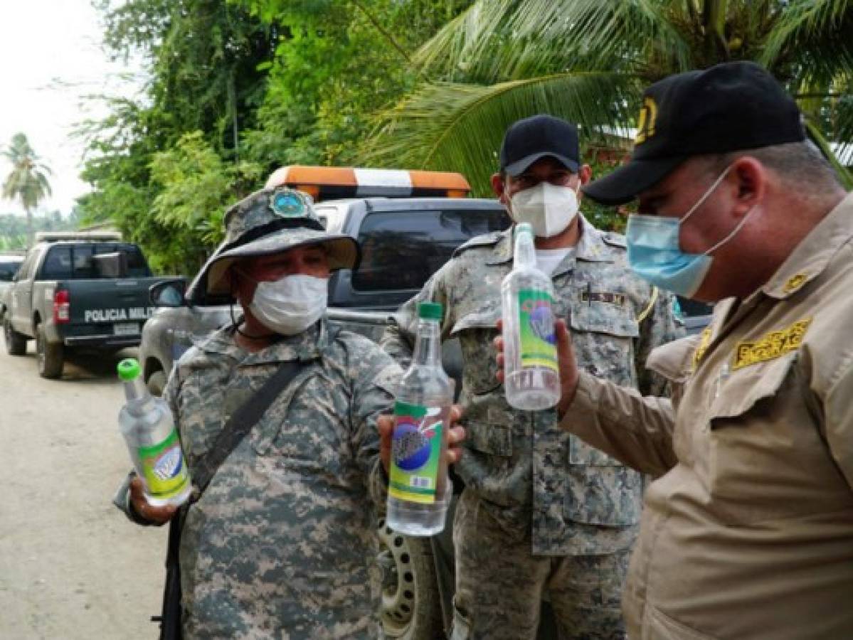 Rastrean expendios donde venden el aguardiente adulterado