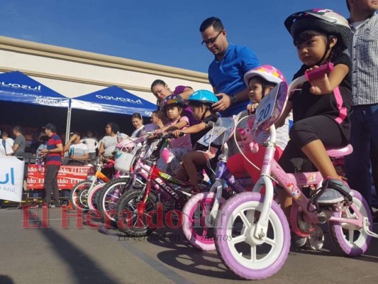 EL HERALDO celebra la Vuelta Ciclística infantil 2019
