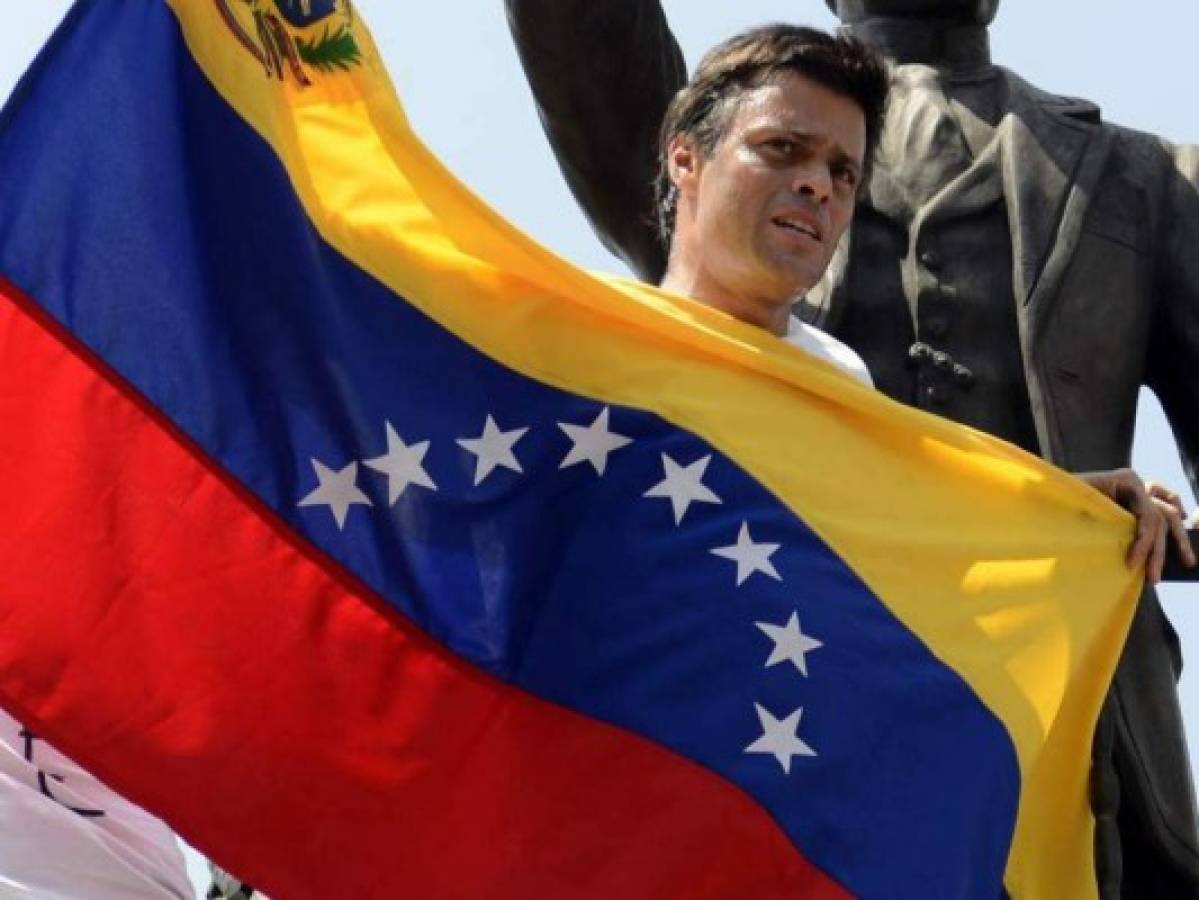 Venezuela acusa a Leopoldo de planear en residencia de embajador de España incursión armada