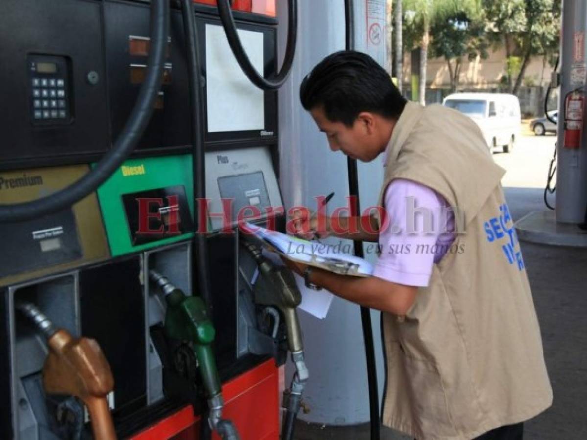 Galón de gasolina superior supera los 100 lempiras a partir del lunes en Honduras