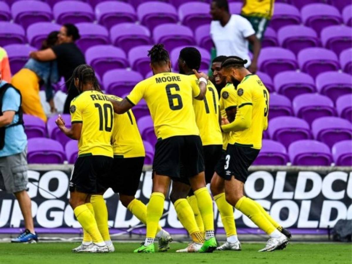 Jamaica logra cómodo triunfo 2-0 ante Surinam en debut en Copa Oro