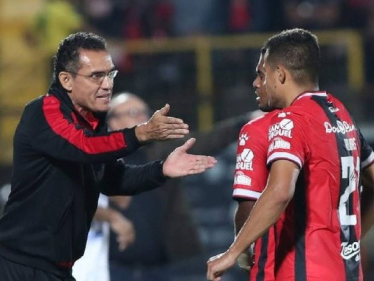 Roger Rojas olvidó las burlas recibidas en Honduras con su éxito en Alajuelense