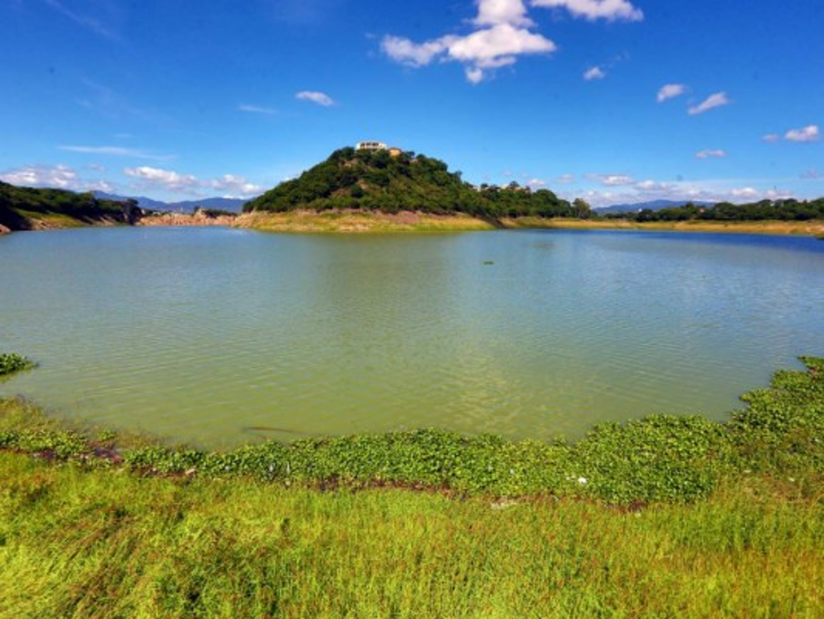 Embalses de la capital aún no logran recuperarse