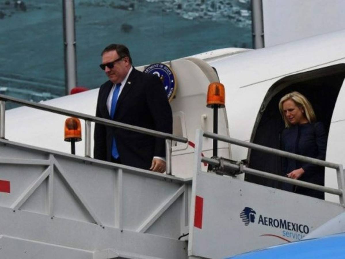 Delegación enviada por Donald Trump para reunirse con AMLO llega a México  