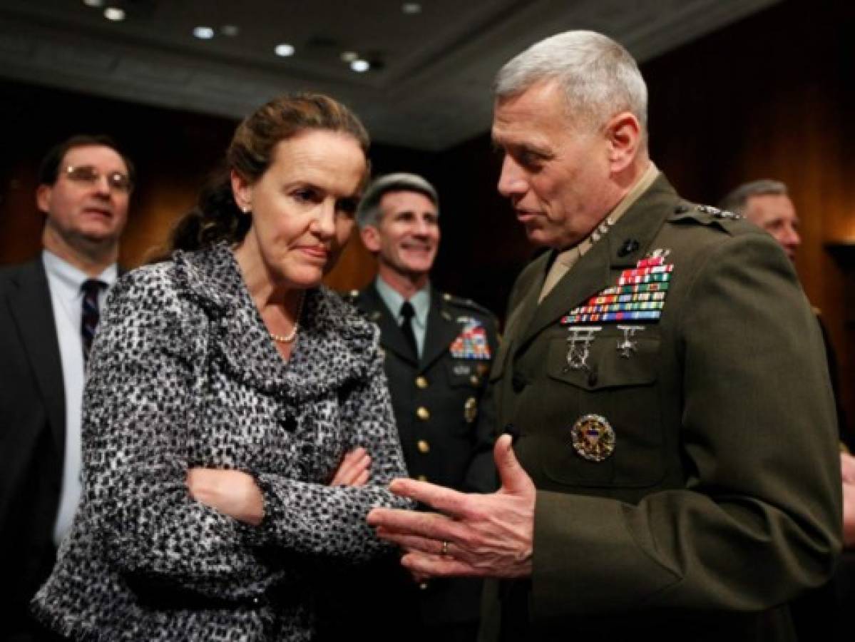 Biden designaría a la primera mujer secretaria de Defensa de EEUU