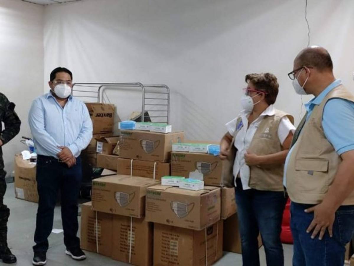 Donan 10 mil mascarillas quirúrgicas a Hospital del Sur   
